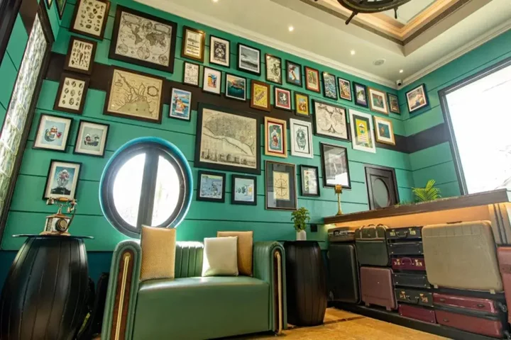 Колката: Polo Floatel Kolkata