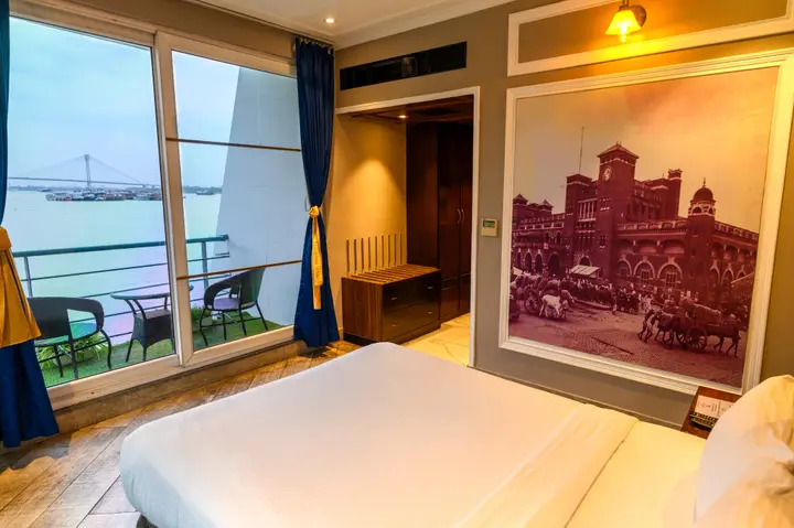 Колката: Polo Floatel Kolkata