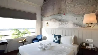 Колката: Polo Floatel Kolkata