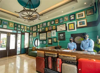 Колката: Polo Floatel Kolkata