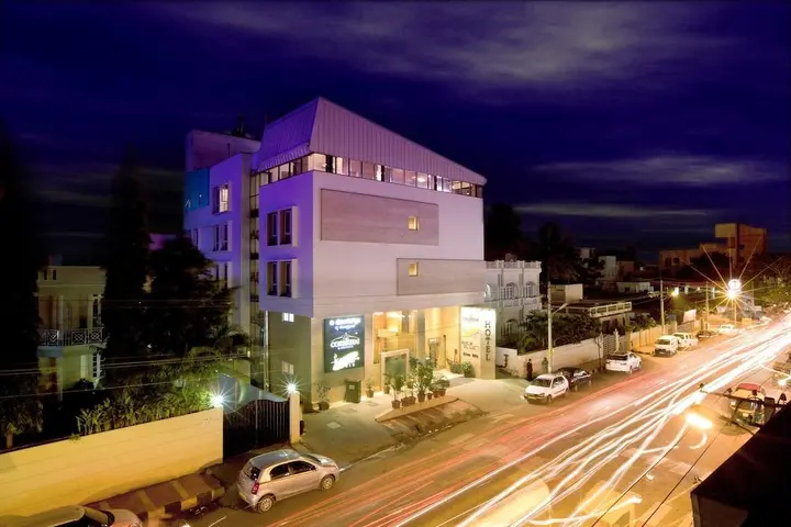 Бангалор: Coraltree By Goldfinch Hotels Bangalore