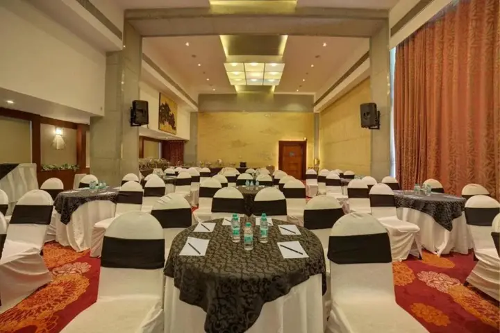 Мангалур: Goldfinch Hotel Mangalore