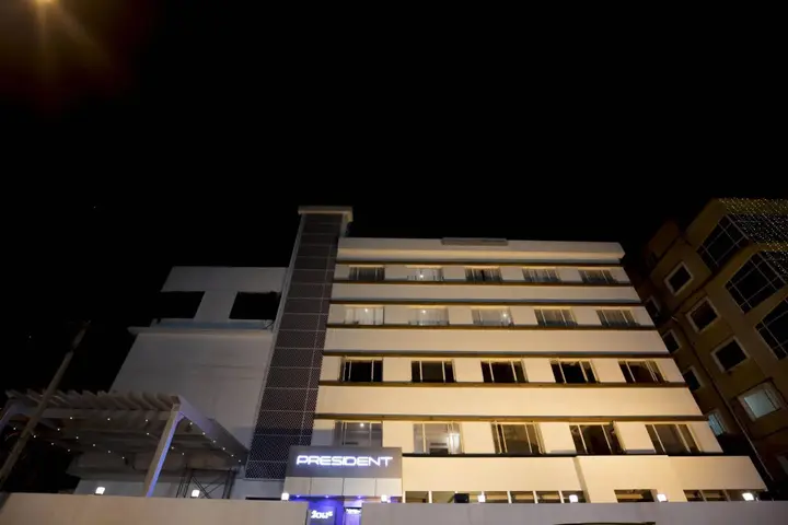 Бангалор: Southernstar Bangalore
