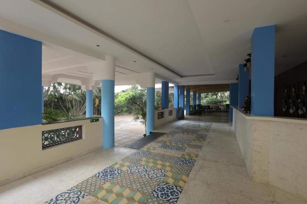 Varca Palms Beach Resort — фото 2