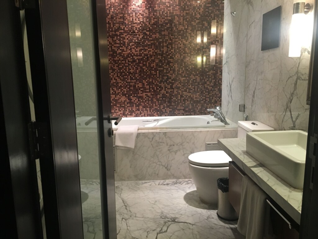 Бангалор: Oakwood Premier Prestige - UB City