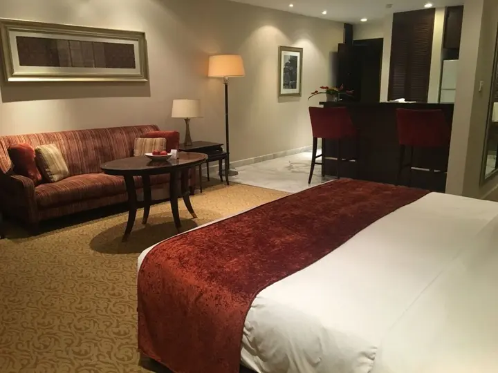 Бангалор: Oakwood Premier Prestige - UB City