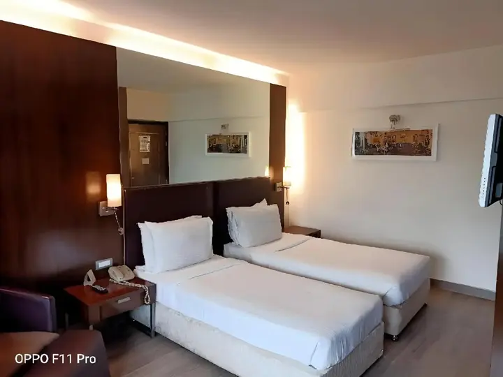 Пуна: St Laurn Koregaon Park Pune
