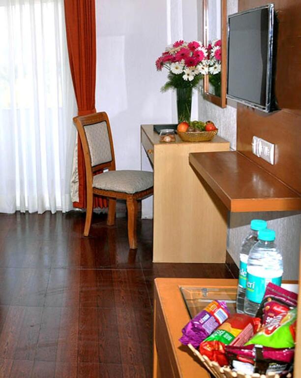 Наинитал: Country Inn Tarika Resort Jim Corbett