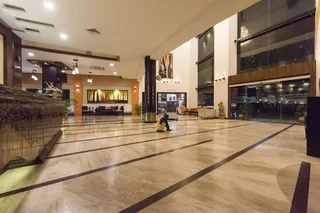 Bilaspur: Hotel East Park