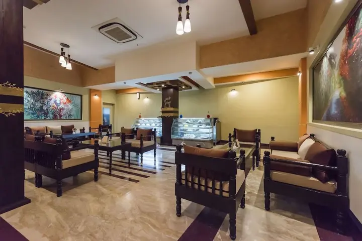 Bilaspur: Hotel East Park