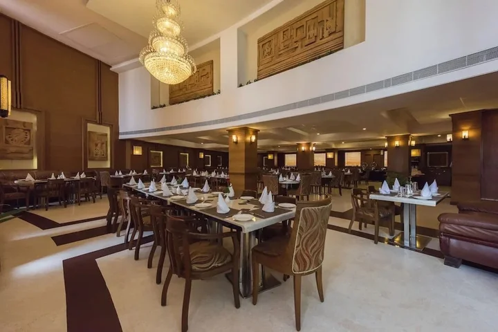 Bilaspur: Hotel East Park