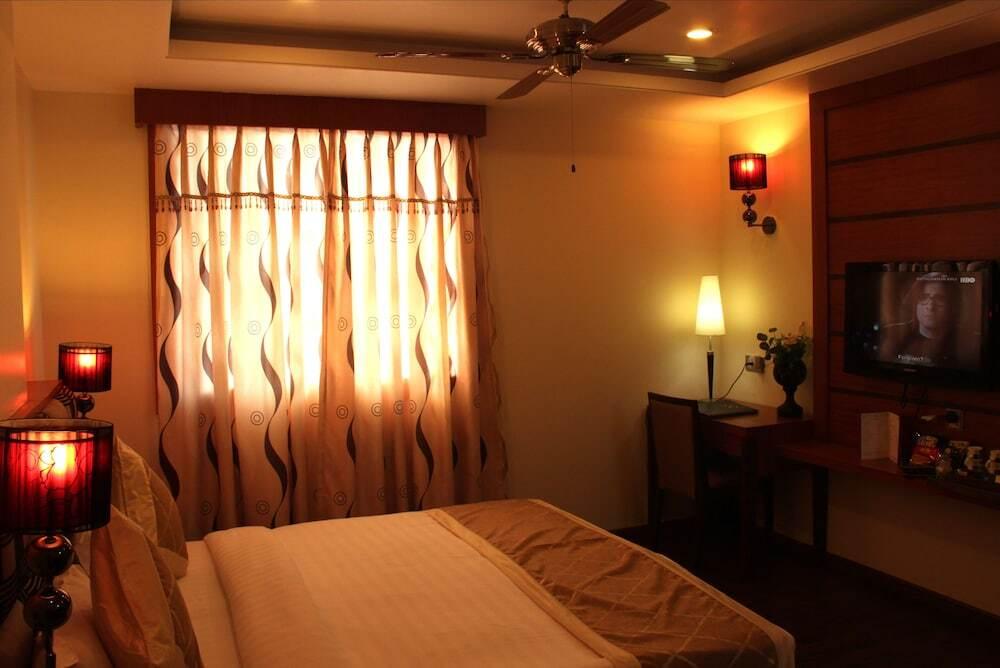 Bilaspur: Hotel East Park
