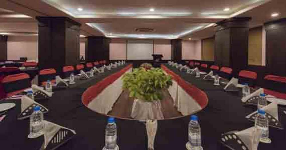 Bilaspur: Hotel East Park