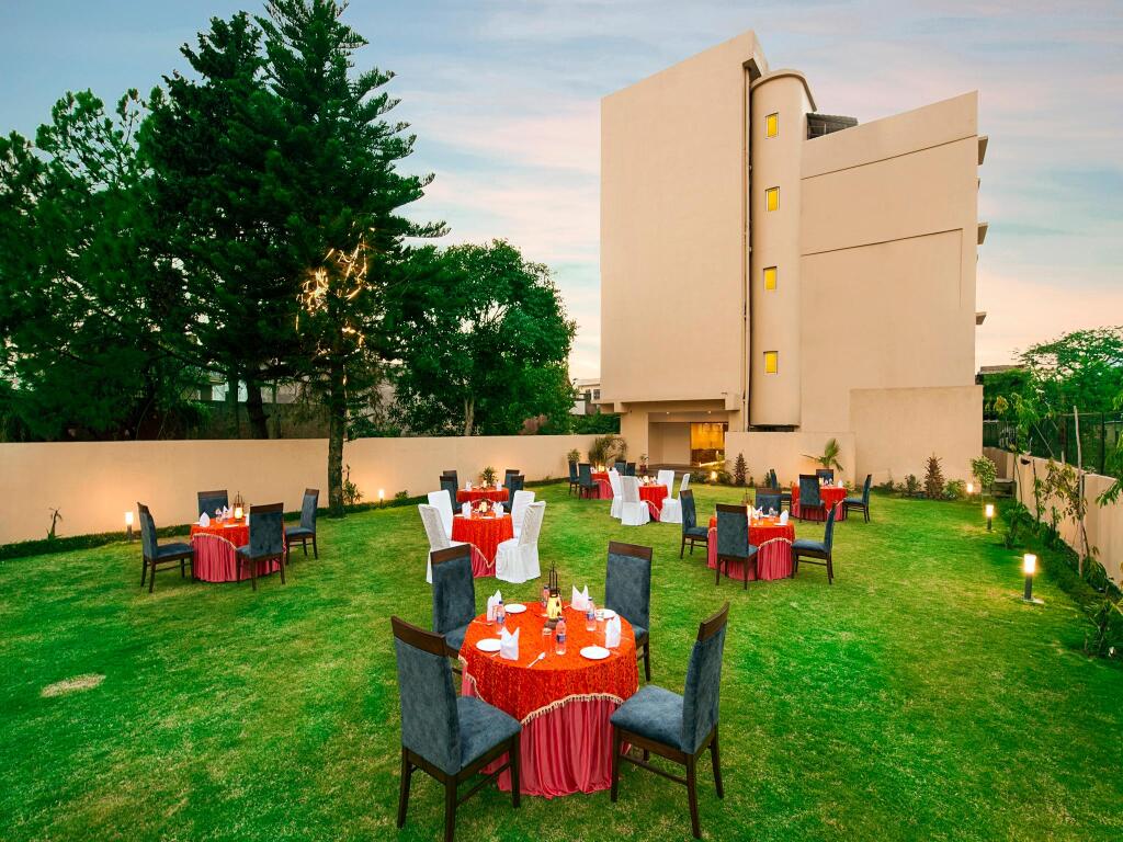 Катра: Clarks Inn Suites Katra