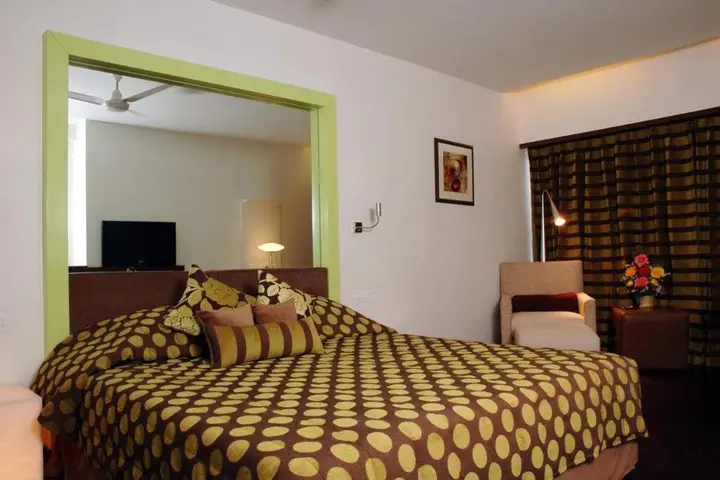Ахмедабад: The Fern Residency Ahmedabad, Subhash Bridge, Series by Marriott