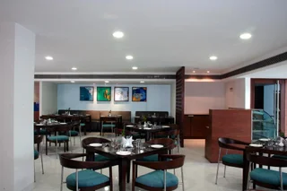 Ахмедабад: The Fern Residency Ahmedabad, Subhash Bridge, Series by Marriott