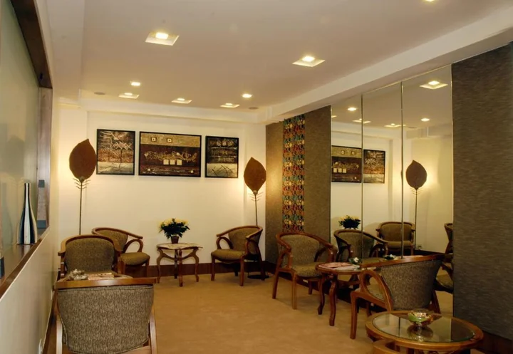 Ахмедабад: The Fern Residency Ahmedabad, Subhash Bridge, Series by Marriott