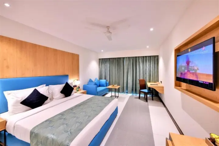 Ахмедабад: The Fern Residency Ahmedabad, Subhash Bridge, Series by Marriott
