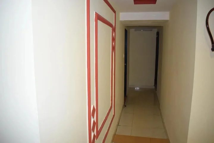 Ахмедабад: Hotel Royal Stay