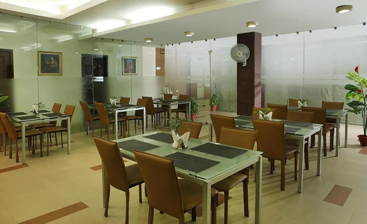 Гуруграм: Ahuja Residency, Dlf Phase II