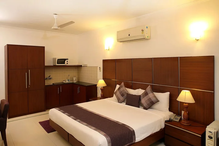 Гуруграм: Ahuja Residency, Dlf Phase II
