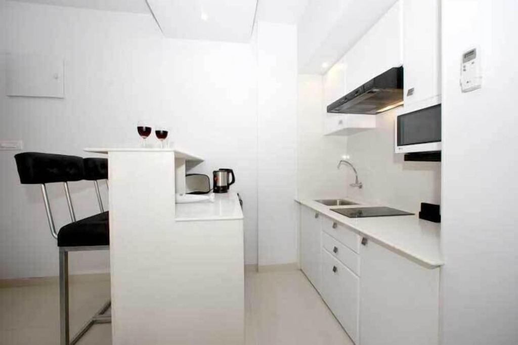 Пуна: AR Suites Fontana Bay