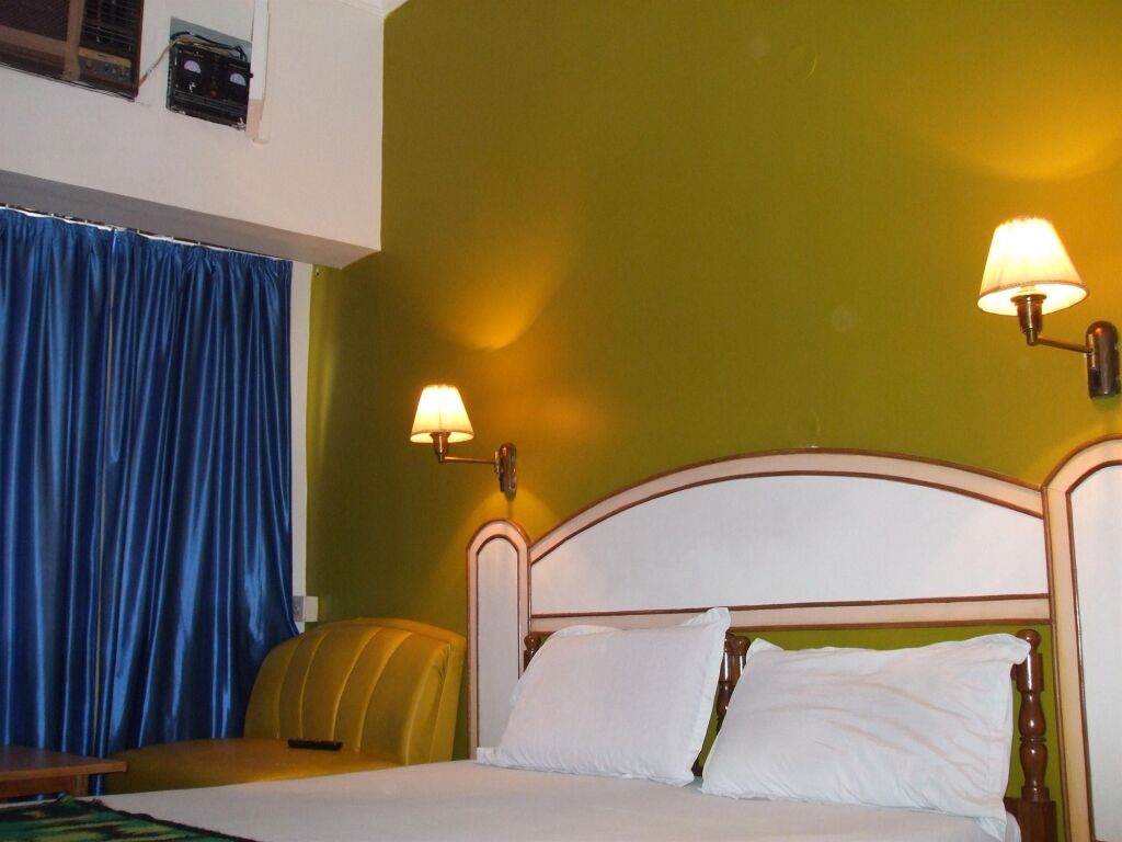 Лудхиана: Hotel Samrat