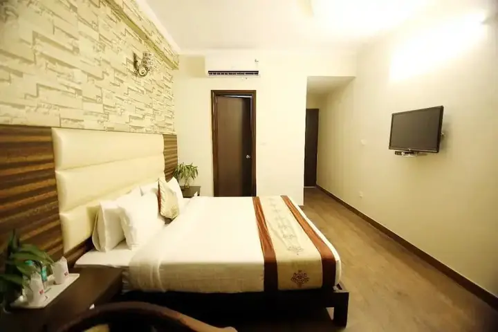 Газиабад: Rousha Inn