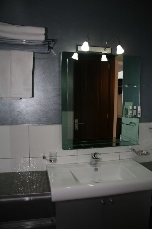 Purple Lotus Boutique Suites — фото 6