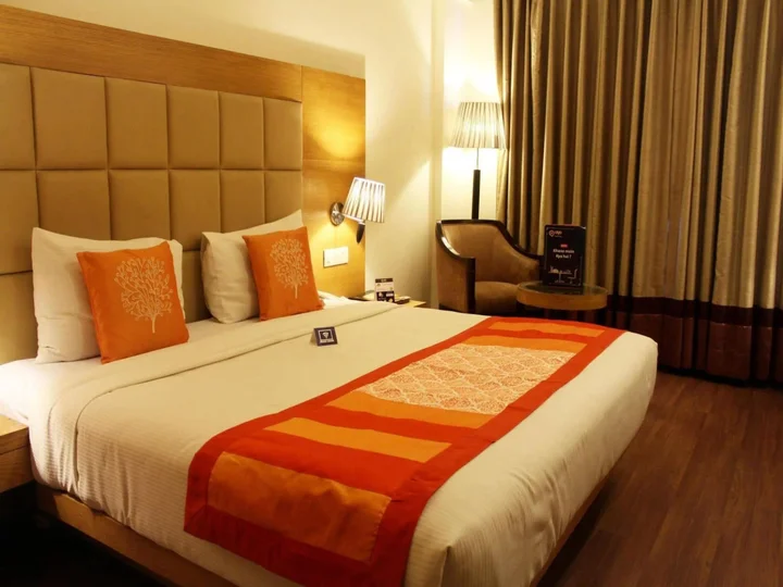Фаридабад: K Hotel