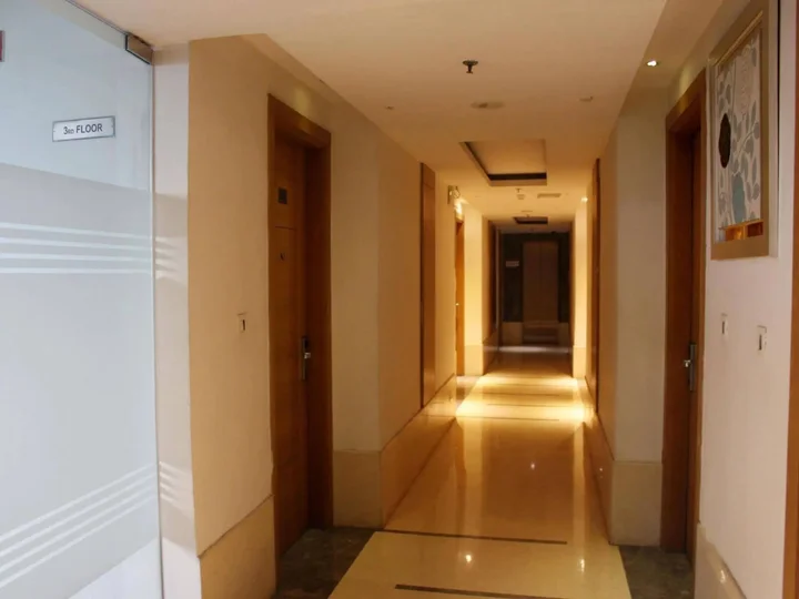 Фаридабад: K Hotel
