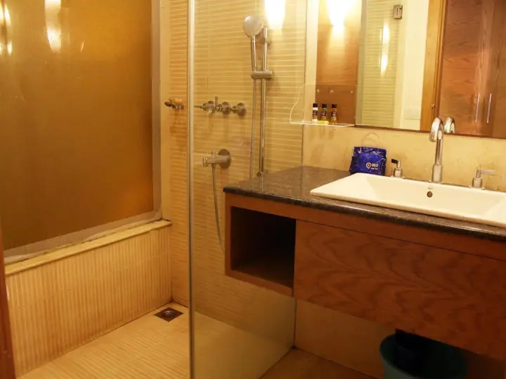 Фаридабад: K Hotel