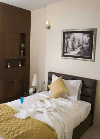Нойда: Hotel Golf View