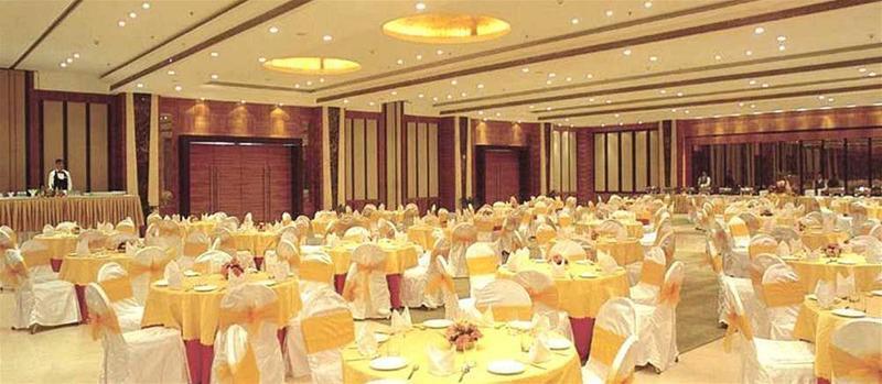Лудхиана: Aveda Hotel - Ludhiana