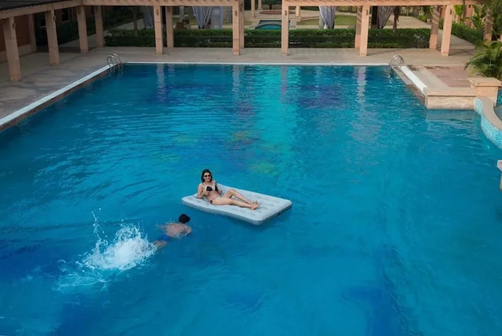 Лудхиана: Aveda Hotel - Ludhiana