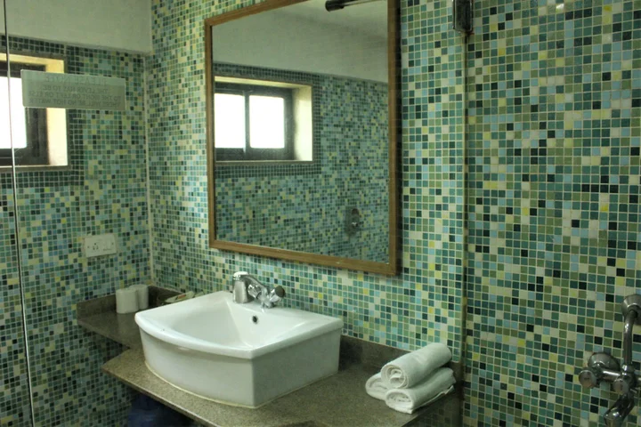 Анджуна: Granpa's Inn Hotel Bougainvillea
