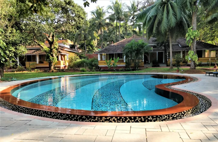 Анджуна: Granpa's Inn Hotel Bougainvillea