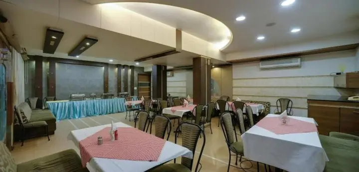 Ахмедабад: Hotel Kanak