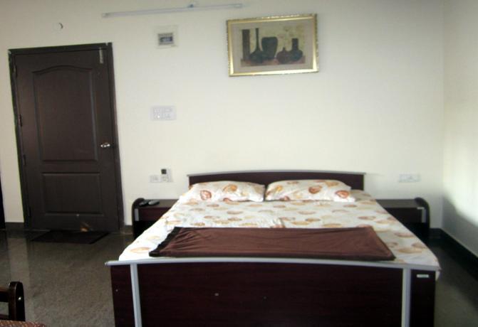 Бангалор: Richmond Suites