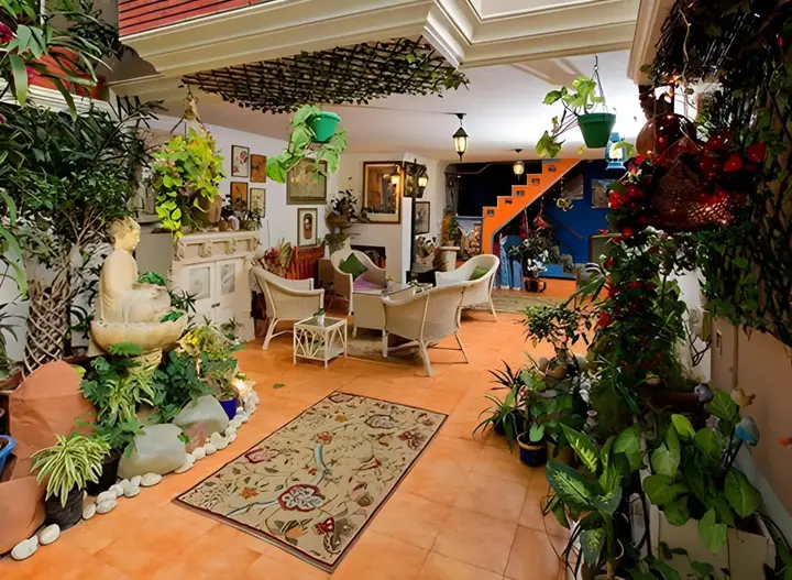 Нью-Дели: On The House - Bed and Breakfast