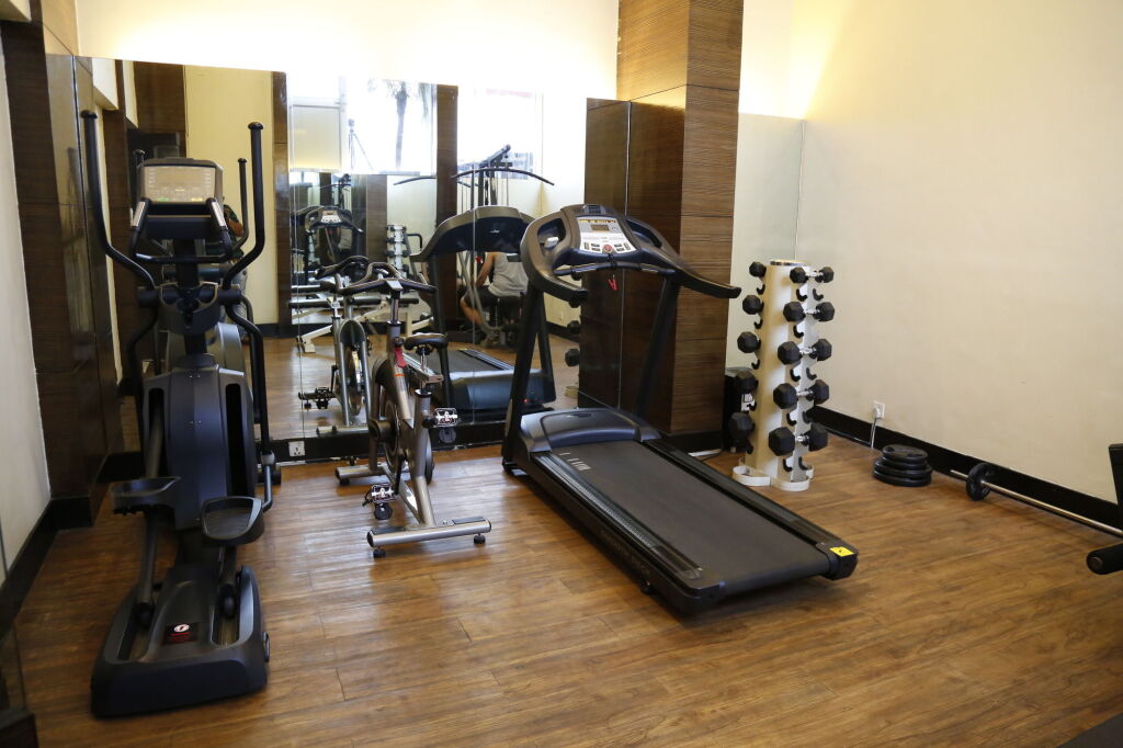 Нави-Мумбай: Hotel Yogi Midtown