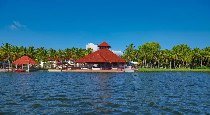 Пувар: Estuary Sarovar Premiere , Poovar Island