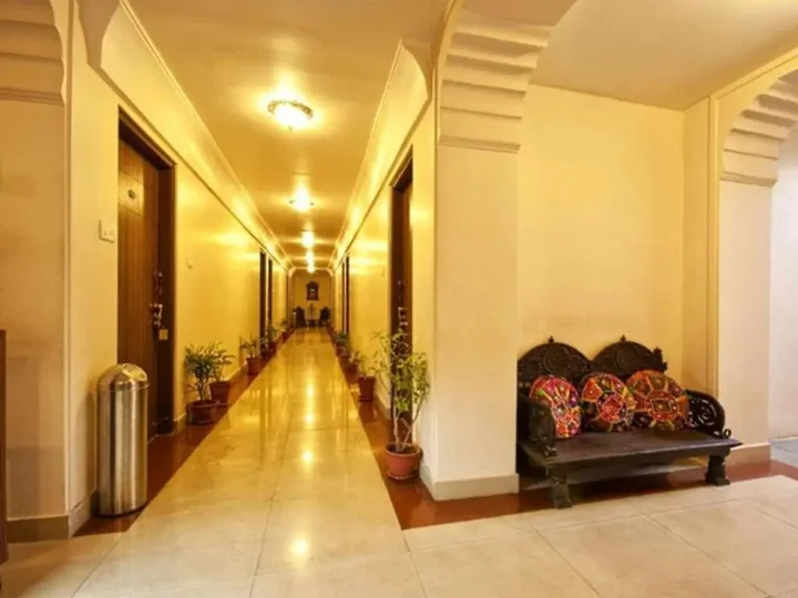 Джайпур: Hotel Mayaa Mansion