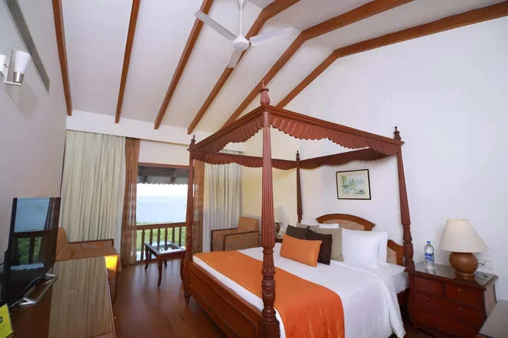 Мухамма: Lemon Tree Vembanad Lake Resort, Kerala