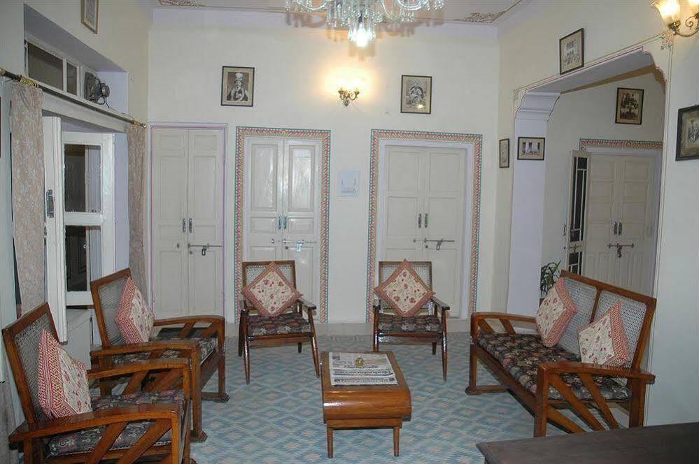 Джайпур: Mahar Haveli ( A Heritage Home )