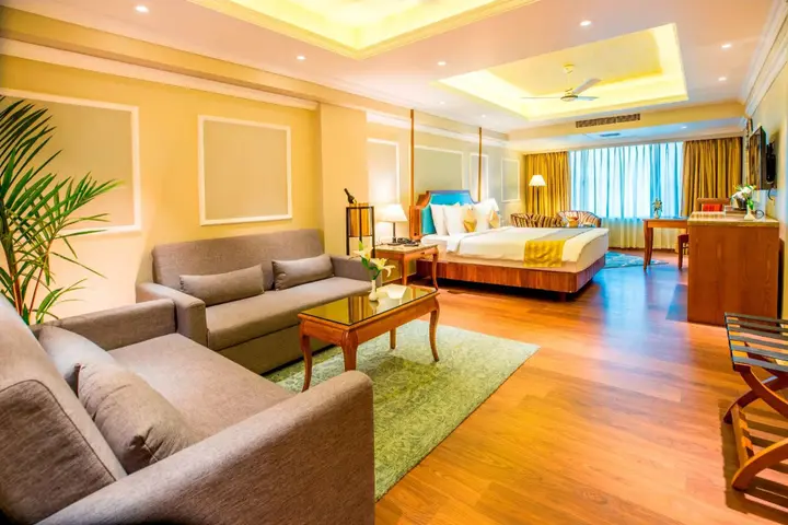 Бхубанешвар: Hotel Swosti Premium