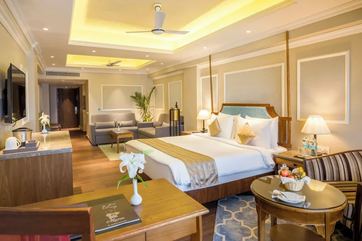 Бхубанешвар: Hotel Swosti Premium