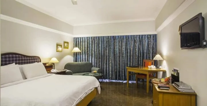 Бхубанешвар: Hotel Swosti Premium