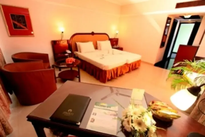 Бхубанешвар: Hotel Swosti Premium