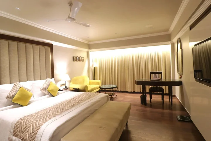 Бхубанешвар: Hotel Swosti Premium
